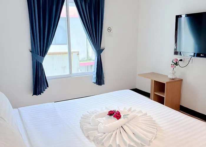 Nantra De Comfort Hotel
