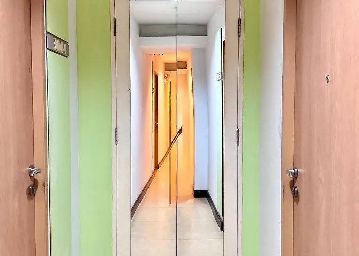 Nantra De Comfort Hotel