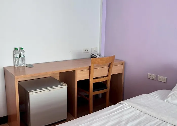 Hotel Nantra De Comfort