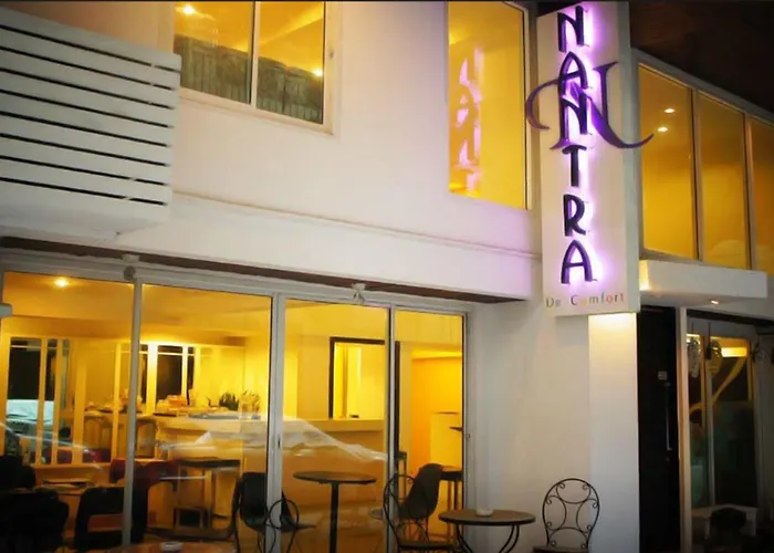 Hotel Nantra De Comfort
