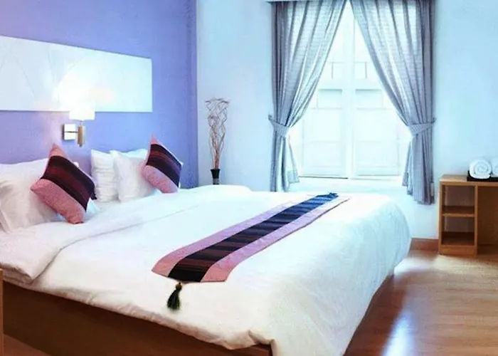 Nantra De Comfort Bangkok