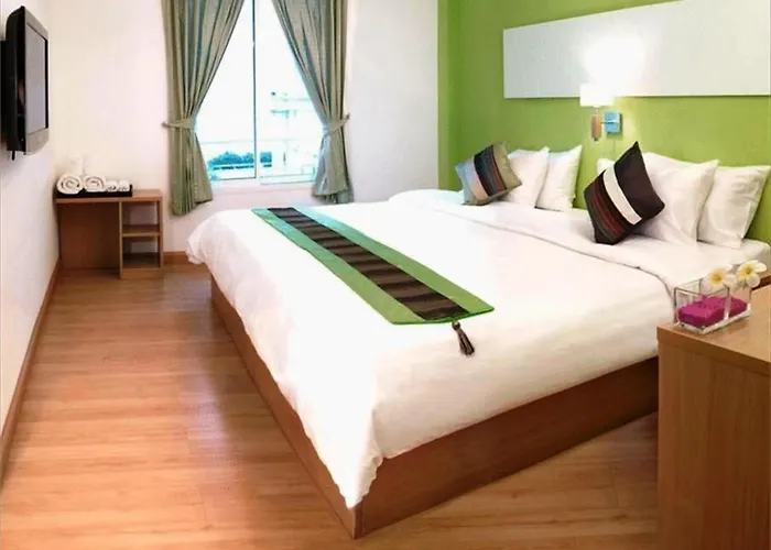 Nantra De Comfort Hotel