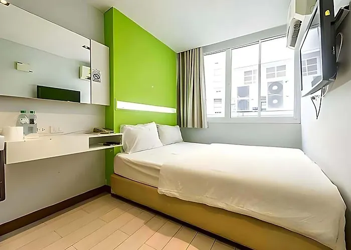 Nantra De Comfort 3*