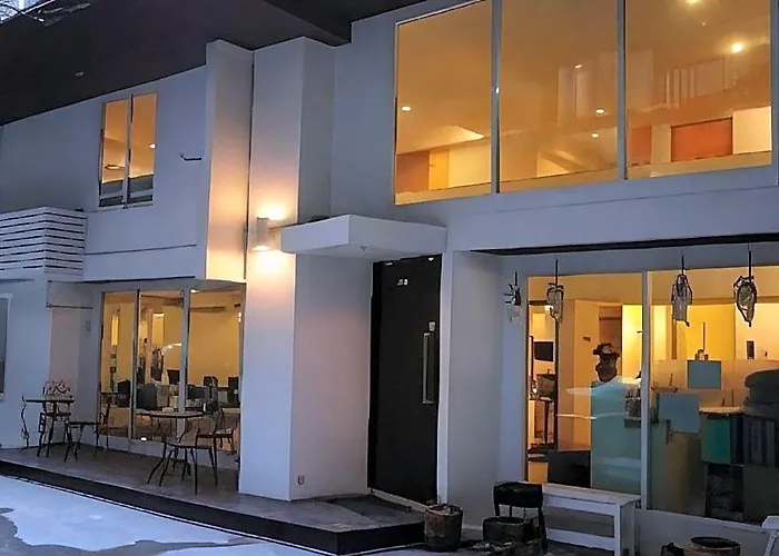 Nantra De Comfort Hotel