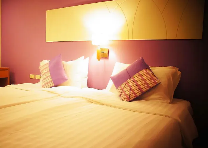 Nantra De Comfort 3*